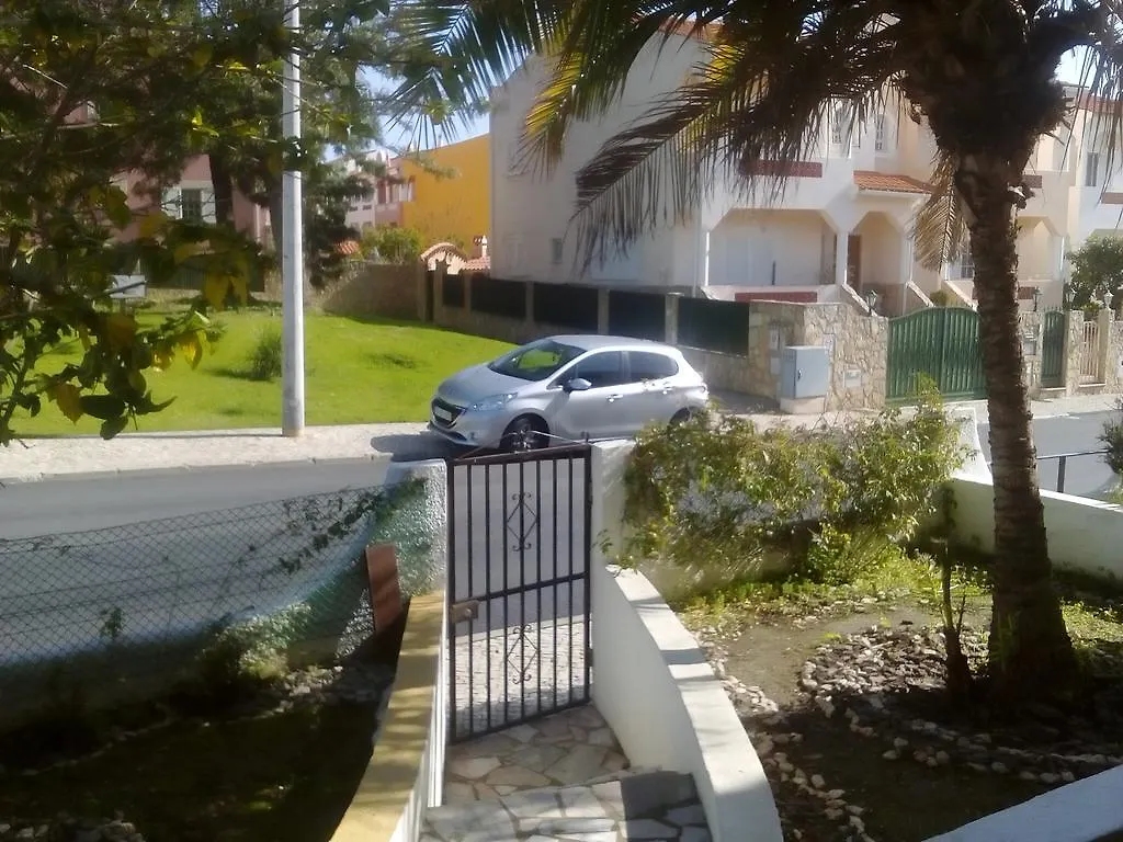 Holiday home Sunmoon House Villa Quarteira